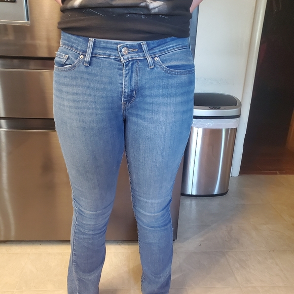 Levi's - Picture 5 of 6